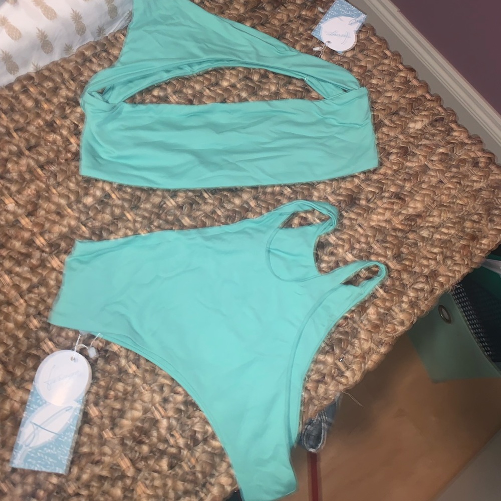 Fargot the Label bikini M in Teal. Never worn.